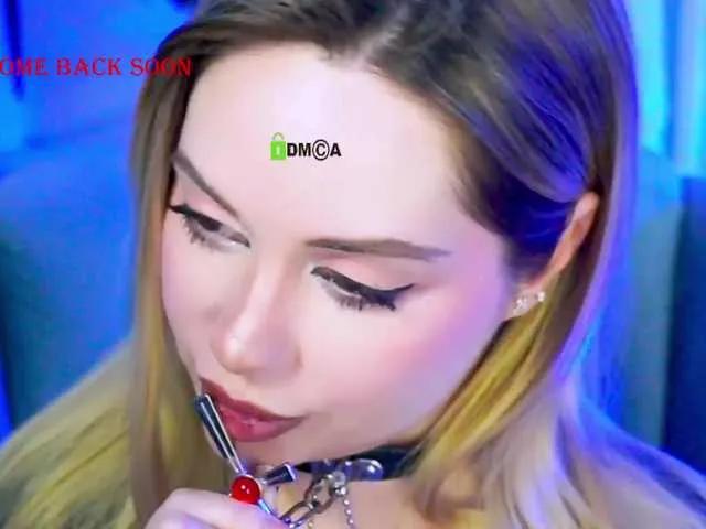 0------0 on BongaCams 