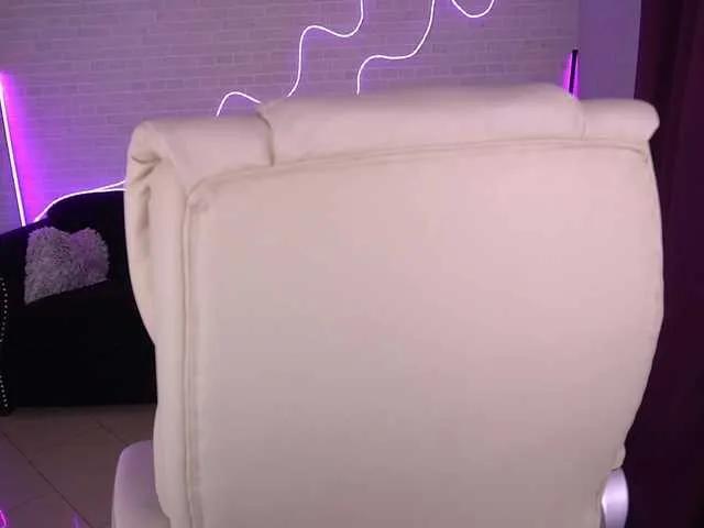 Freechat AlishaMalinka on BongaCams