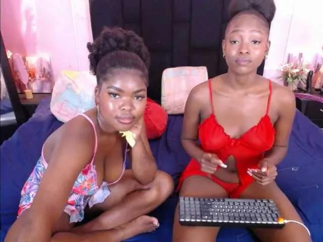 Freechat angelineYasminlove on BongaCams