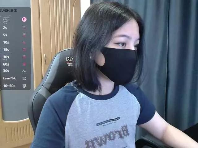 Offline Aya- on BongaCams