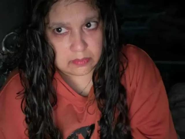 Freechat DUMBHOEMELANIE on BongaCams