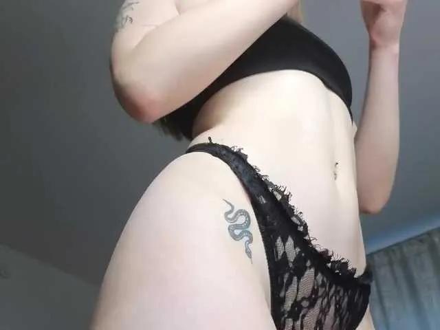 Freechat Eva--queen on BongaCams