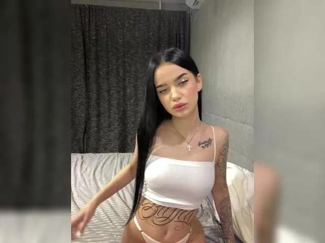 Offline EvaDesire on BongaCams