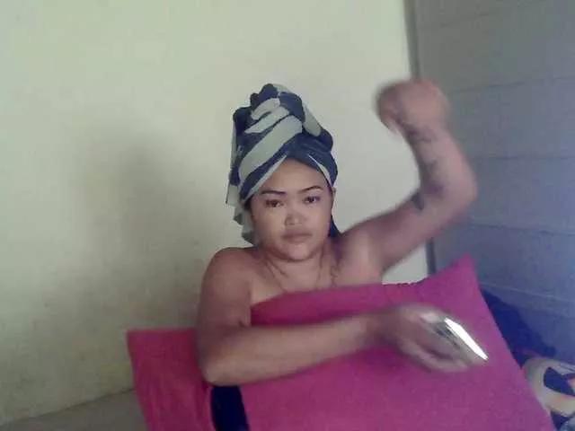 Freechat HotExoticAngel on BongaCams