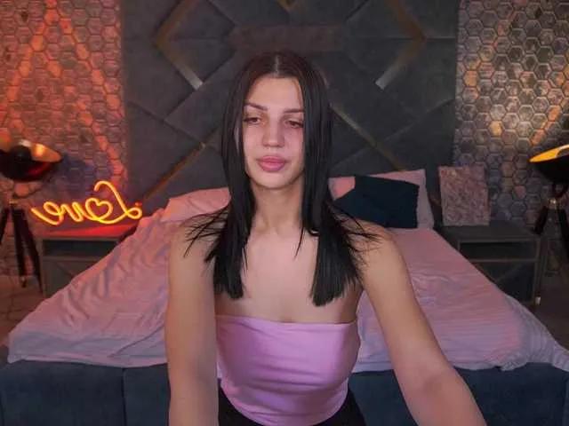 Freechat KamilaVibes on BongaCams