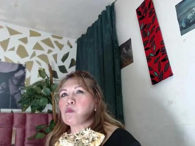 Freechat Kazsandra on BongaCams