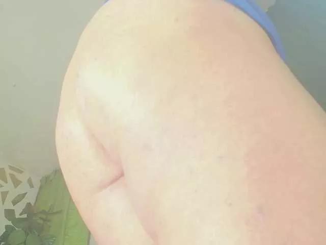 Freechat Kazsandra on BongaCams