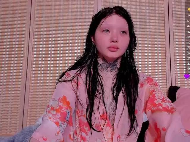 Freechat Leinbone on BongaCams