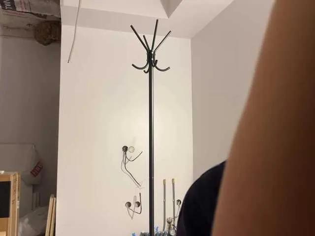 LeontineCuffie on BongaCams