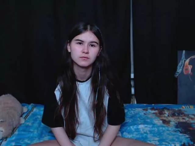 littleowlx on BongaCams