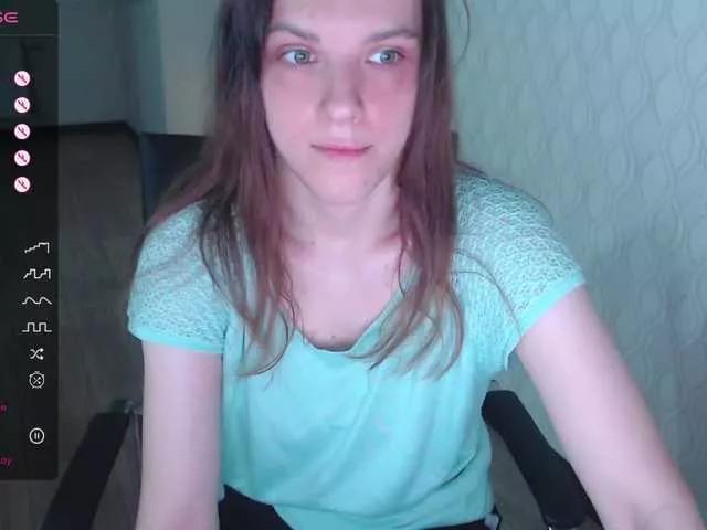 Offline RennaHart on BongaCams