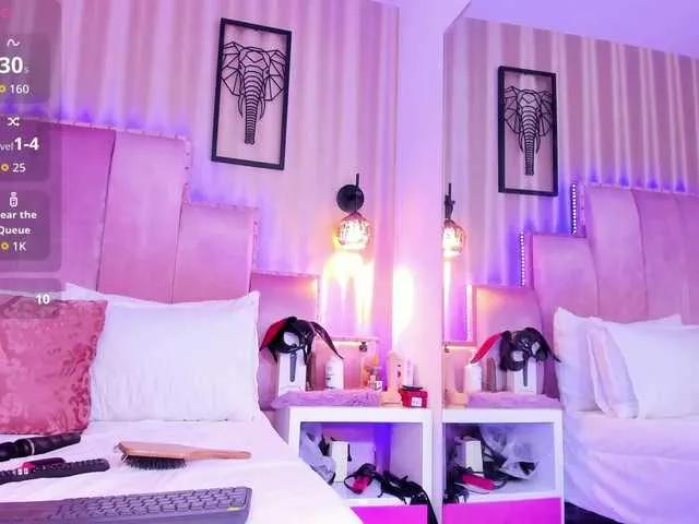 SamanthaAdelle on BongaCams 