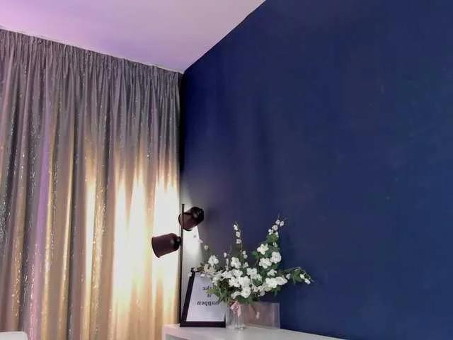 Freechat ShyCollegeBB on BongaCams