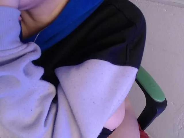 Freechat trixxxye on BongaCams