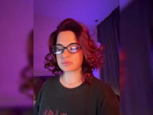 Freechat WhoreMira on BongaCams