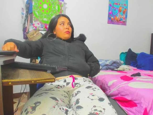 Offline yournaughtyandsexyprince on BongaCams