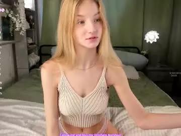 Freechat _annybunny_ on Chaturbate