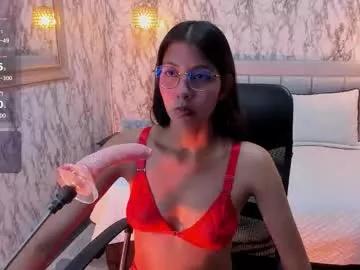 Freechat _skinnydoll on Chaturbate