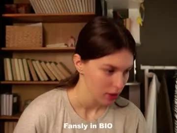 aislyfarran — GOAL: Don't stop until I cum [283 tokens remaining] | I'm Aliza and  I go crazy from the vibrations of my toy | My FAV bzzzzz - 75 and 150   #shy #18 #lovense #natural #cum