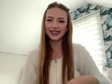 Freechat alessandrabiddie on Chaturbate