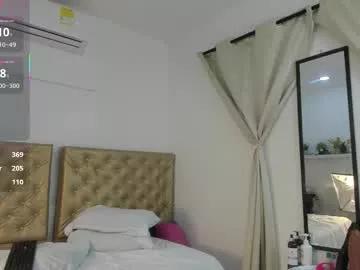 Freechat alessiiaa_ on Chaturbate