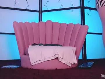 Freechat amaisinclair on Chaturbate