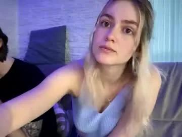 amandatalk — Hello guys, let's have some fun and make it :)  // GOAL: jerk off for Phoenix [145 tokens left] #blonde #couple #18 #new #feet