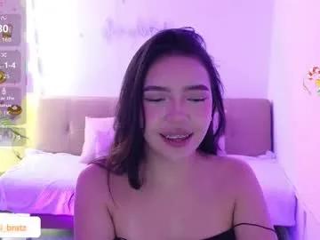 ameelia_tay — GOAL: spit on my tits while I suck your cock [61 tokens remaining] Hello love, I'm Amelia and m submissive but only for those who know how to dominate me   #18 #bigboobs #lovense #teen #cute