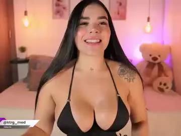 Freechat amelie_gonzalez on Chaturbate