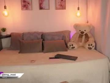 Freechat amelie_gonzalez on Chaturbate