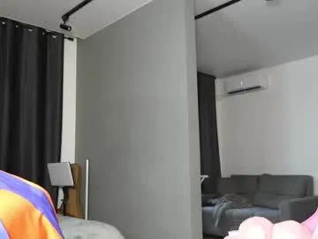 Freechat amilia4u on Chaturbate