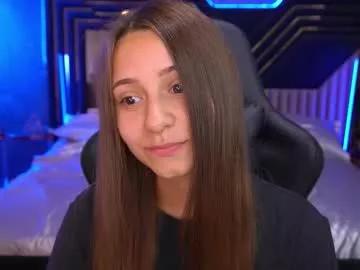 Freechat annapearlll on Chaturbate