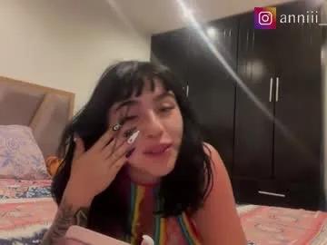 Freechat annie_snow_ on Chaturbate
