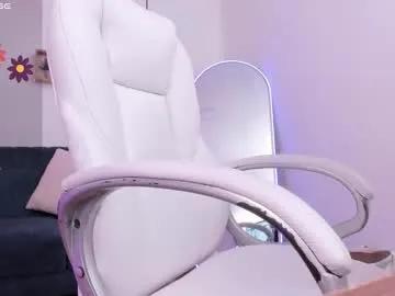 Freechat arii_1010_ on Chaturbate