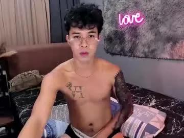 Freechat asiancum_peter on Chaturbate