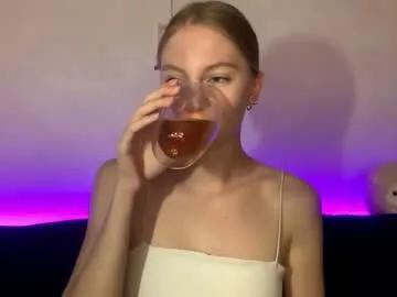 Private autumnroginson on Chaturbate