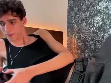 azulyfucsia on Chaturbate