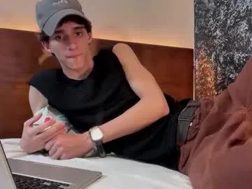 azulyfucsia —  CUM SHOW    #cumshow #bigdick #latino #feet #uncut [1100 tokens remaining]