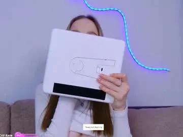 b4by_emilia on Chaturbate