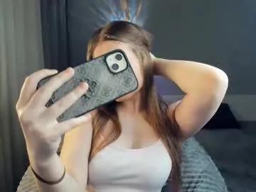 Freechat bellidream on Chaturbate