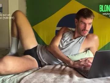 Freechat blondultra on Chaturbate