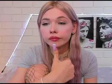 Freechat blondy_fina on Chaturbate