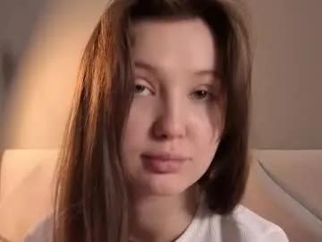 Freechat bonnyflower on Chaturbate