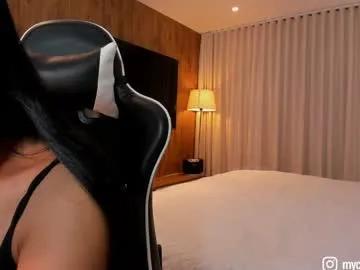 Freechat camilagomezz on Chaturbate