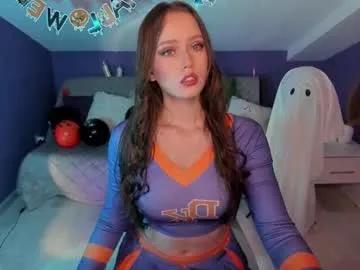 Freechat celinecharm_ on Chaturbate
