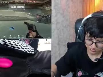 Freechat charlietaylor_ on Chaturbate