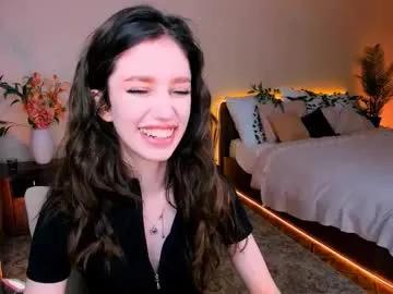 Freechat christinaconteeree on Chaturbate