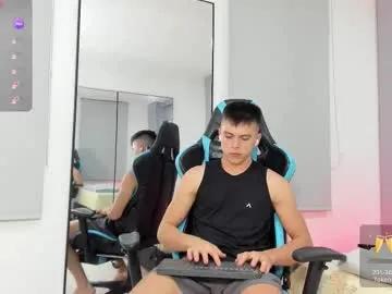 Freechat daddyrich4u on Chaturbate