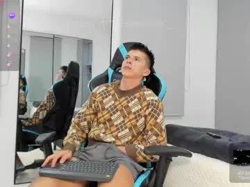 Freechat daddyrich4u on Chaturbate