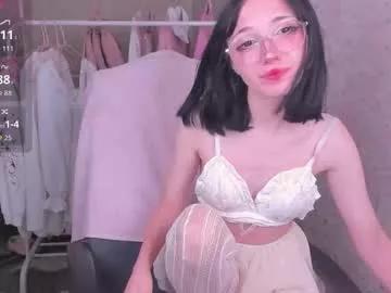 dark_willllow on Chaturbate